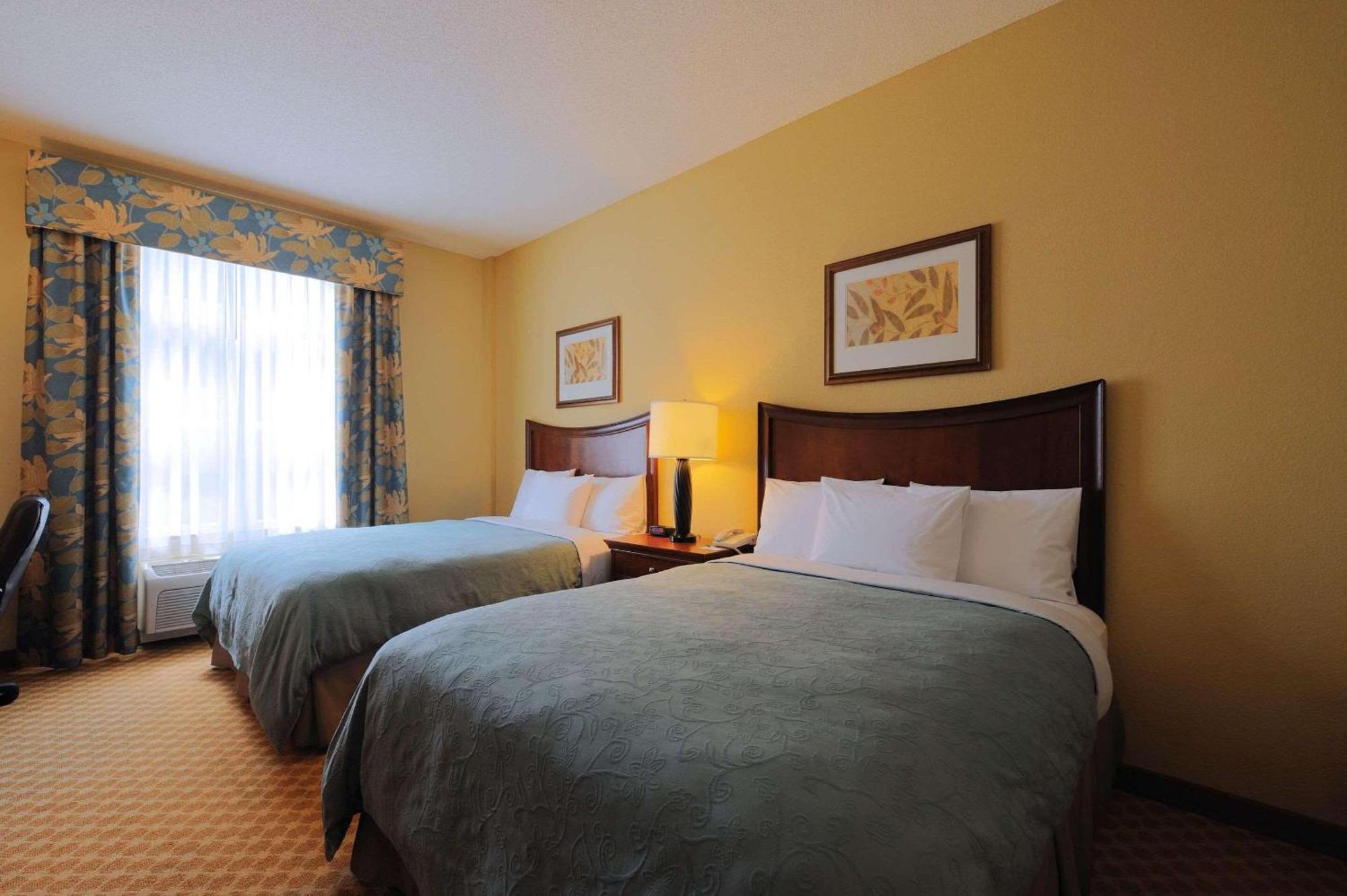 Hotel Spark By Hilton 3*